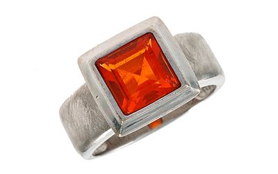 Ring 10,78g 585/- Wei&szlig;gold mit Citrin, Ringgr&ouml;&szlig;e ca. 57. Ring 10,78g 585/- Wei&szlig;gold mit 