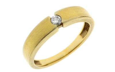 Ring 2,39g 375/- Gelbgold mit Zirkonia, Ringgröße ca. 53. Ring 2,39g 375/- Gelbgold mit Zirkonia
