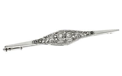 Brosche 2,48g 585/- Weißgold mit 2 Diamanten zus. ca. 0,20 ct. und 4 Diamanten zus. ca. 0,04 ct.