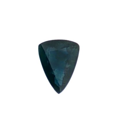 Saphir 1.76 ct. 9.55 x 7.29 x 3.33 mm