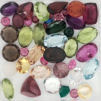 Diverses Edelstein Konvolut 15,24 ct.