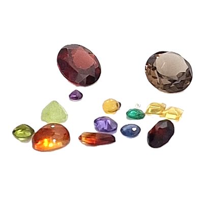 Diverse Edelsteine Konvolut 15 Stk. 10,63 ct.