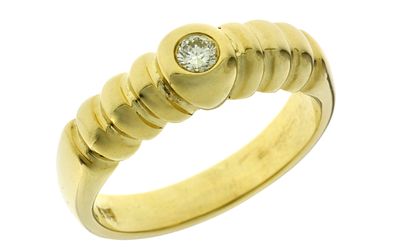 Ring 6,03g 585/- Gelbgold mit Diamant ca. 0,10 ct. M/si3, Ringgr&ouml;&szlig;e ca. 54. Ring 6,03g 585/- 