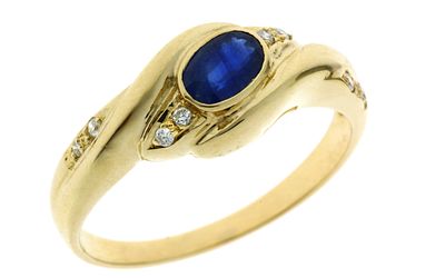 Ring 3,03g 585/- Gelbgold mit 6 Diamanten zus. ca. 0,06 ct. G/si und Saphir, Ringgr&ouml;&szlig;e ca. 56. Ri 