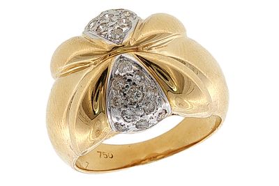 Ring 7,91g 750/- Gelbgold mit 22 Diamanten zus. ca. 0,22 ct. H/vs-si und Smaragd, Ringgr&ouml;&szlig;e ca. 53. 