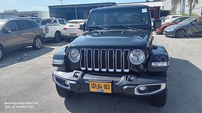 ג'יפ רנגלר מודל 2022. . תיבת הילוכים: אוטומטי
מנוע: בנזין, נפח מנוע: 3,604 סמ"ק, הנעה: 4x4 