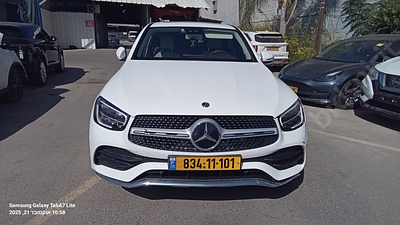 מרצדס GLC200 מודל 2020. . תיבת הילוכים: אוטומטי
מנוע: בנזין, נפח מנוע: 1,991 סמ"ק, הנעה: 4x2 