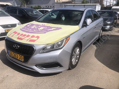 יונדאי סונטה היברידי מודל 2017. . תיבת הילוכים: אוטומטי
מנוע: בנזין, נפח מנוע: 1,999 סמ"ק 