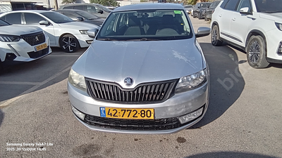 סקודה רפיד מודל 2017. . תיבת הילוכים: אוטומטי
מנוע: בנזין, נפח מנוע: 1,197 סמ"ק, הנעה: 4x2 