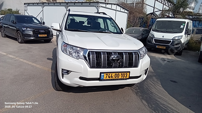 טויוטה לאנד קרוזר קצר מודל 2024. . תיבת הילוכים: אוטומטי
מנוע: דיזל, נפח מנוע: 2,755 סמ"ק 