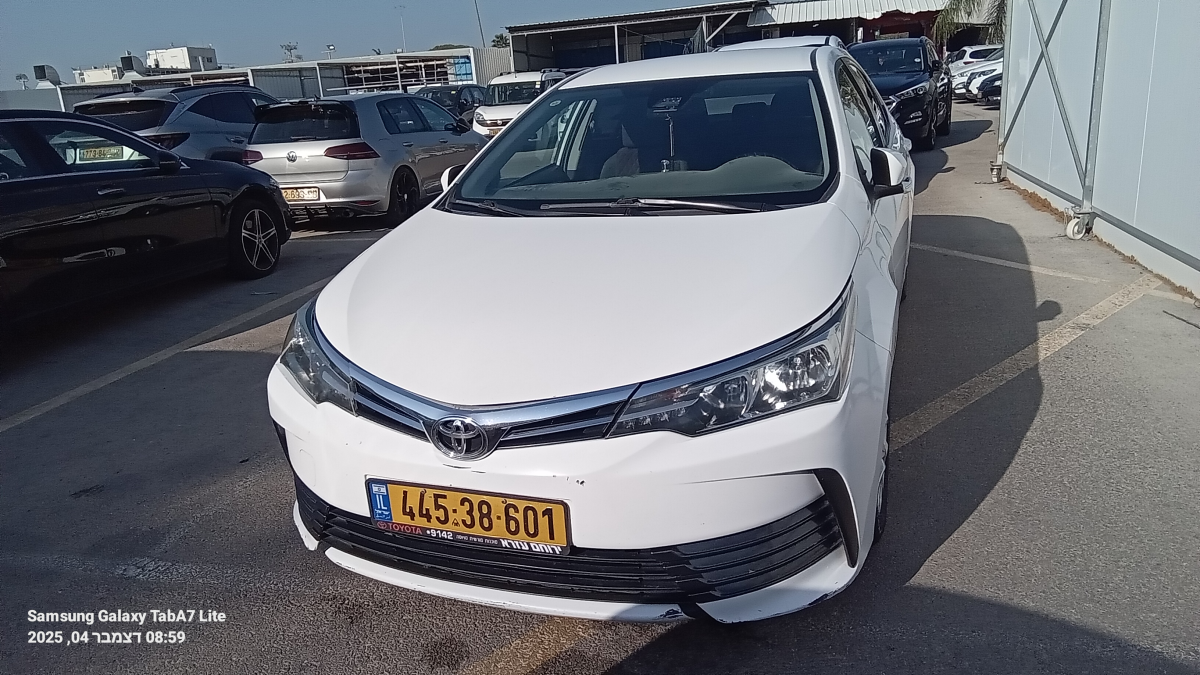 טויוטה קורולה