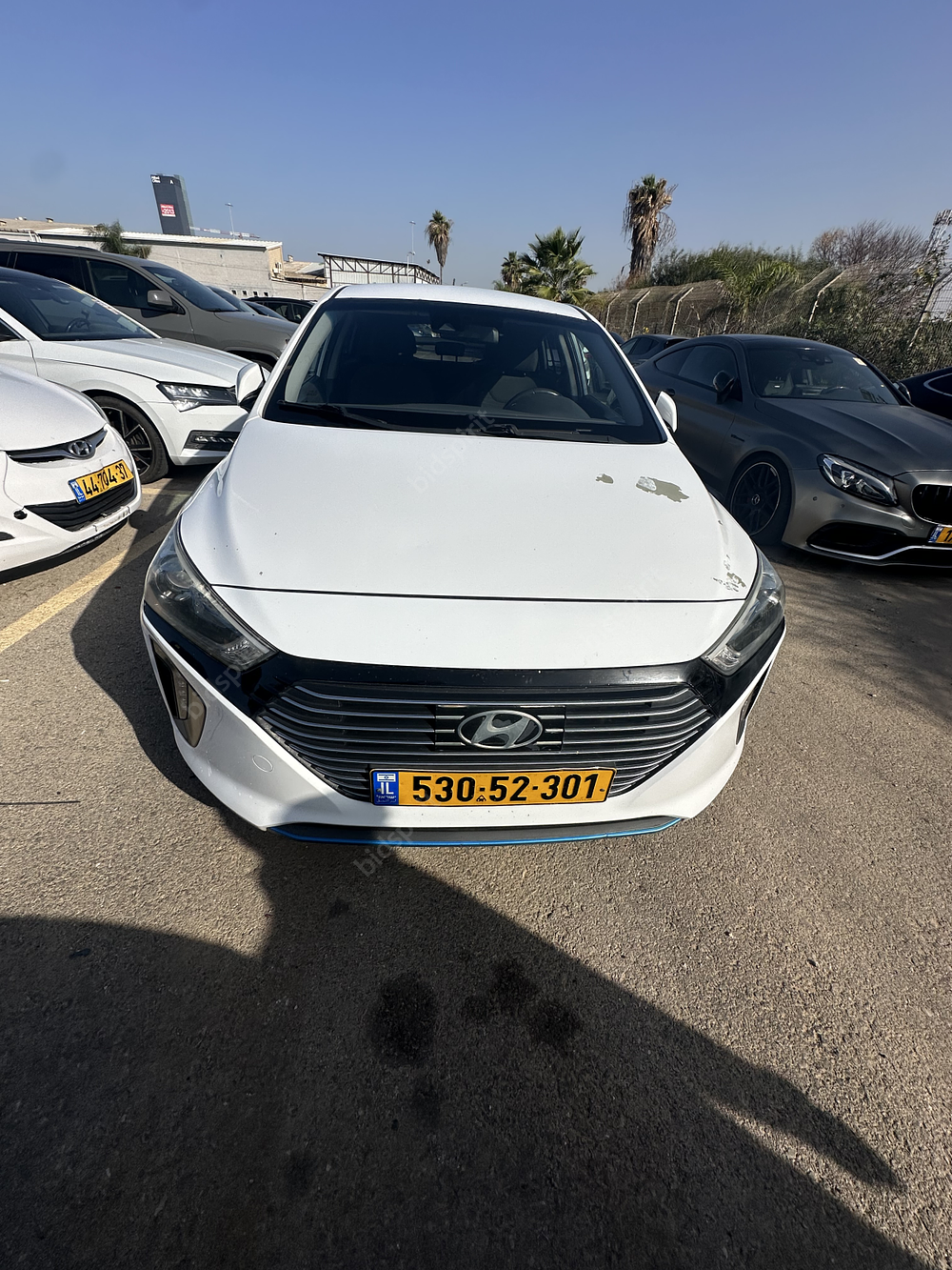 יונדאי איוניק היבריד מודל 2018. 282,549 ק"מ, יד שלישית. מחיר מחירון: ₪73,720. תיבת הילוכים: 