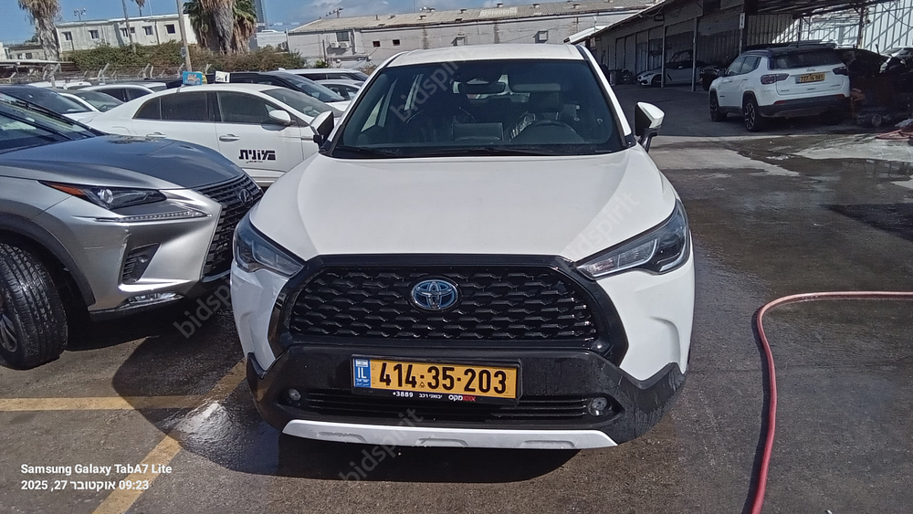 טויוטה קורולה קרוס מודל 2023. 18,060 ק"מ, יד נוכחית: ראשונה, בעלות נוכחית: פרטי