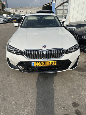 ב.מ.וו. 320E היברידי מודל 2023. 34,936 ק"מ, יד שנייה. מחיר מחירון: ₪221,000. תיבת הילוכים: 