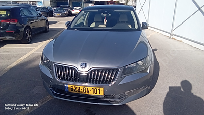 סקודה סופרב מודל 2019. 144,362 ק"מ, יד רביעית. מחיר מחירון: ₪113,000. תיבת הילוכים: אוטומטי 