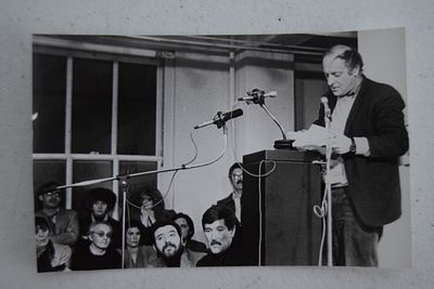 [Бродский, Иосиф]. Аловерт Н.Н. Фотография И.Бродского. Фотография И.Бродского. 198?-199? г. 