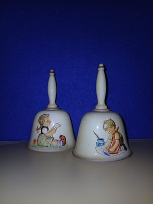 זוג פעמוני נוי מקסימים. , תוצרת מערב גרמניה שנות השמונים. מצב מושלם, יפהפיים
