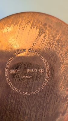 נטלה קטנה מנחושת . נטלה קטנה גובה 9 קוטר 9 מנחושת .
