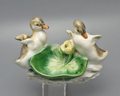 Настенная мыльница &laquo;Утята&raquo;. Конаковский фаянсовый завод им. М. И. Калинина (ЗиК), 1955 год 