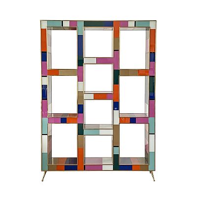 Libreria in legno rivestita in vetro, stile Mondrian , rosa. Bifacciale, profili e piedini in 