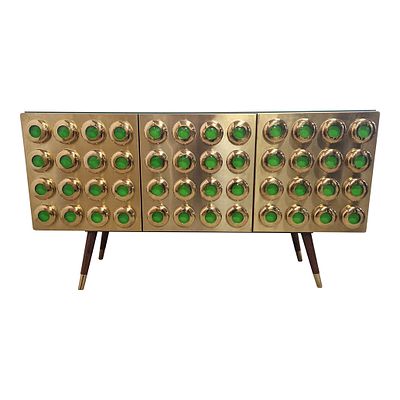 Credenza tre ante in ottone e vetro. Credenza interamente realizzata a mano con struttura in 