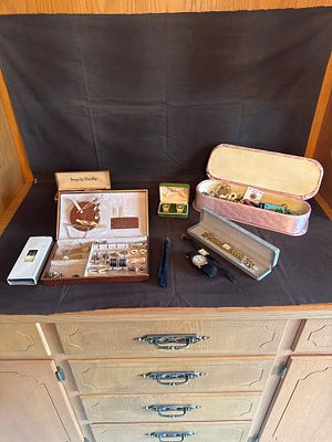 An Assortment of Men's and Women's Jewelry, Watches, and Writing Instruments. An assortment of 