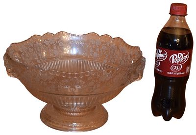 Cambridge Glass Company Rose Point Pattern Etched Crystal Ram Head Footed Bowl. Cambridge Glass 
