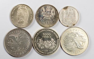 Lots World CoinsLot of 6 silver coins, various countries.Fine to XF.