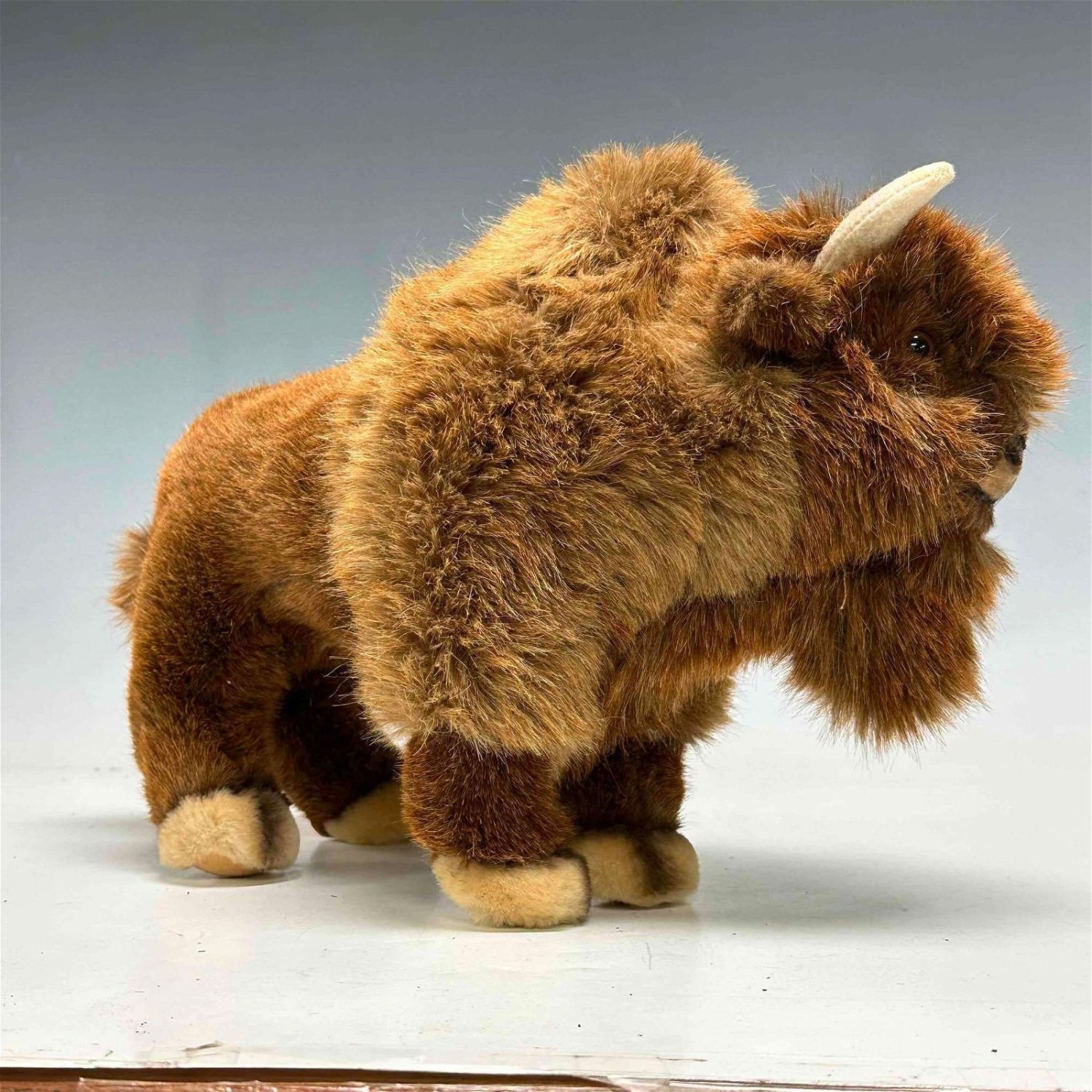 Lot 258 - Vintage STEIFF Buffalo / Bison | Premier Auction Galleries