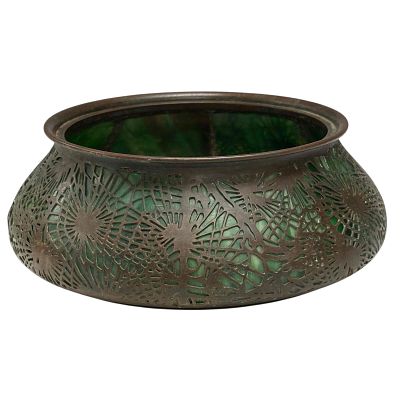 Tiffany Studios New York Bronze Pine Needle Slag Glass Cache. Tiffany Studios made elegant 