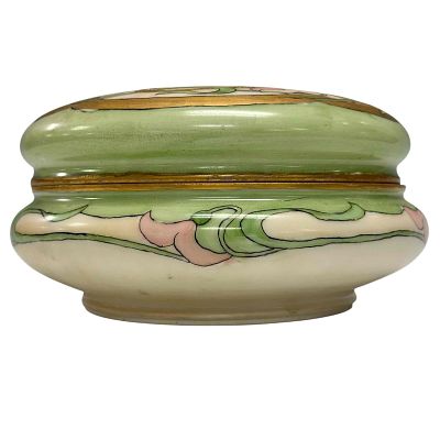 Limoges T and V Art Nouveau Lidded Vanity Dresser Jar. Late 19th century Limoges T and V 