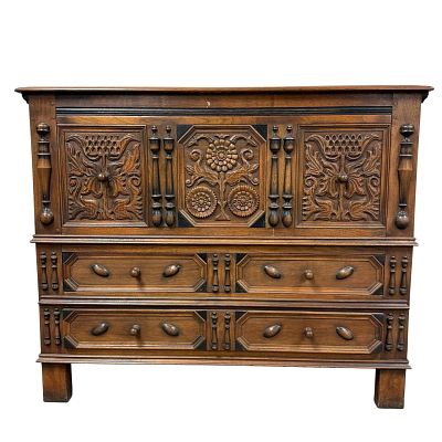 Kittinger 3 Drawer-ed Walnut Carved Chest. Carved Walnut Jacobean three drawer chest. Large top 