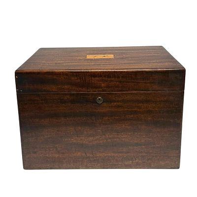 Victorian Mahogany Tabletop Cigar Humidor Chest. Edwardian/Late Victorian tabletop cigar humidor 