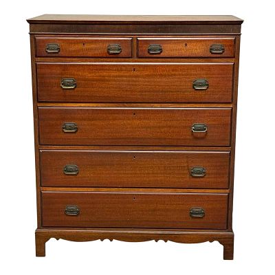 American Mahogany Chest of Drawers. Quality, functional 1940's American chest with brass 