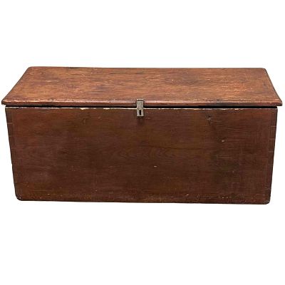 19th Century American Country Primitive Blanket Chest. American country primitive blanket chest 