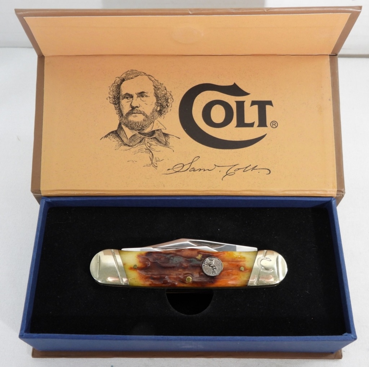 Vintage Auctions Online | AUGUST 12 BLADES AND FLAMES VINTAGE LIGHTERS AND KNIVES