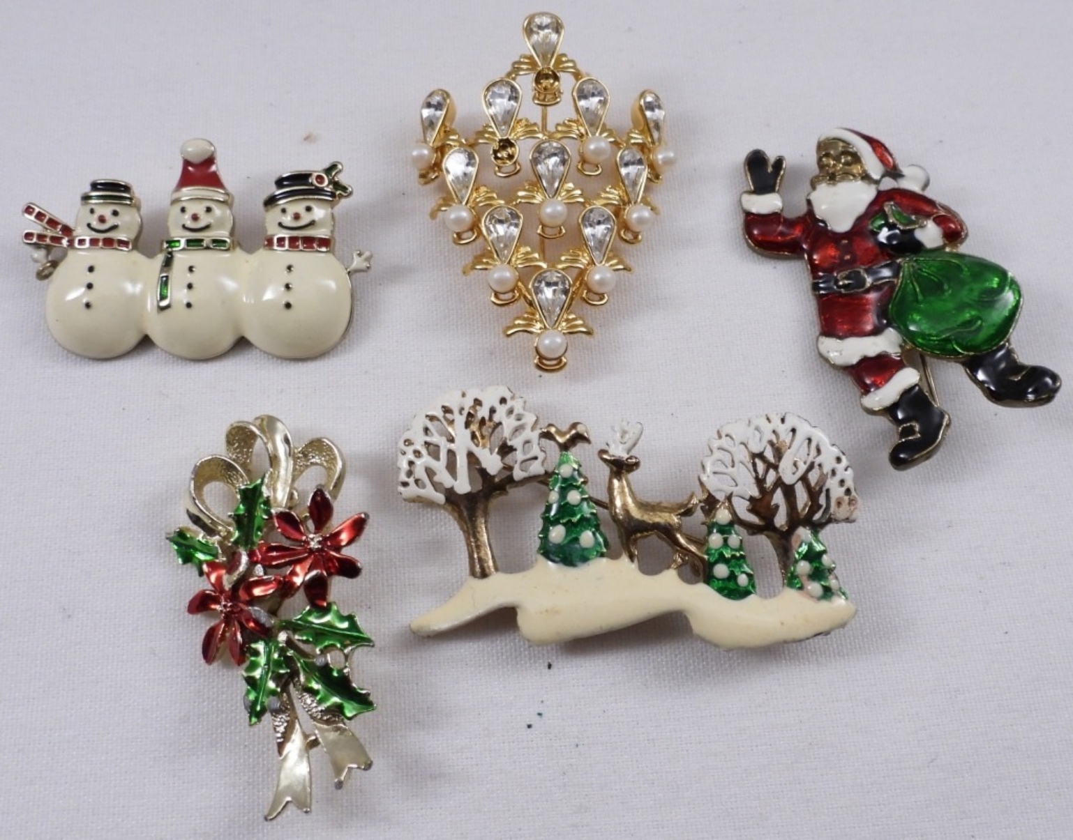 Vintage Auctions Online | December 16 Bids & Baubles, A Costume Jewelry Auction