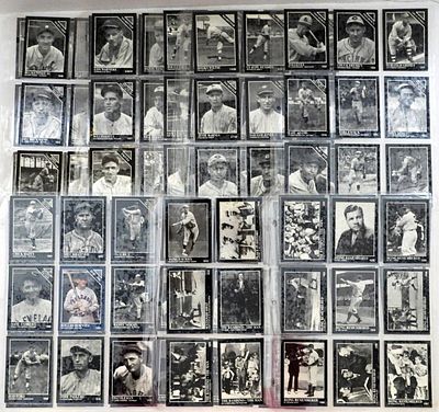 (132) BLACK & WHITE CONLON BASEBALL CARDS. ALL DIFFERENT in SHEETS 1992 THE SPORTING NEWS