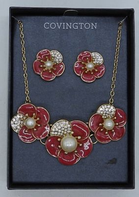 57Vintage Covington Jewelry Set. Covington, 17" flower necklace with gold tone chain, matching 
