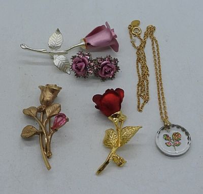 Avon Rose Lot. 16" gold tone chain with rose pendant, gold tone pins, and matching silver tone 