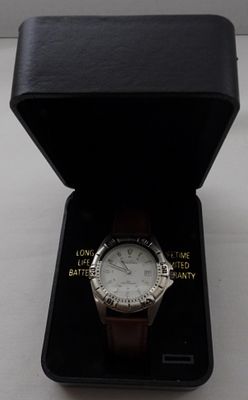 Brooks Brothers Water Resistant Watch. water resistant with glow in the dark, genuine leather 