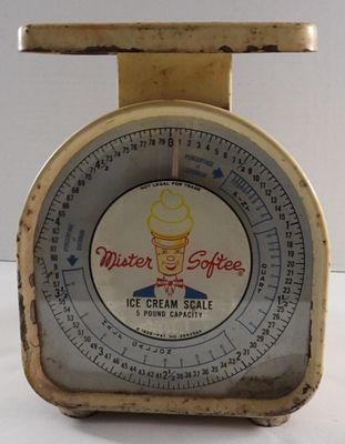 Mister Softee Ice Cream Scale Pelduze. Some of the paint is chipping off. The glass is broken on 
