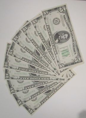 (10) 1034A $5 Notes all AU/UNC. Consecutive serial numbers