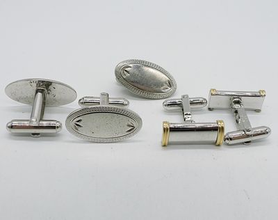 Sterling & 14k Vintage Men's Accessories. Matching sterling cuff link & tie clip set. Sterling 
