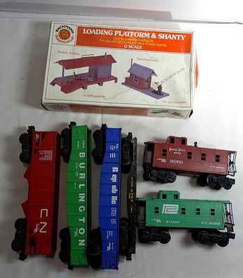 Bachmann Plasticville, Lionel Train Cars. O scale easy snap fit, missing track blockade. The box 