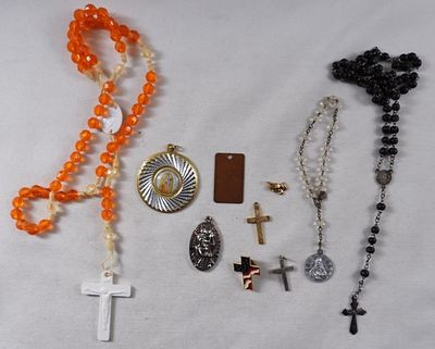 Mixed Lot Of Religious Jewelry. Shop Vintage