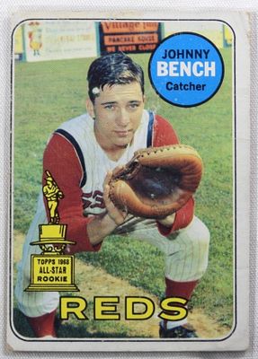 Johnny Bench TOPPS Number 95. Top corner is bent and a small white dot on his hair