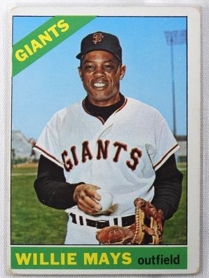 TOPPS 1 Willie Mays. Fine has rounded corners