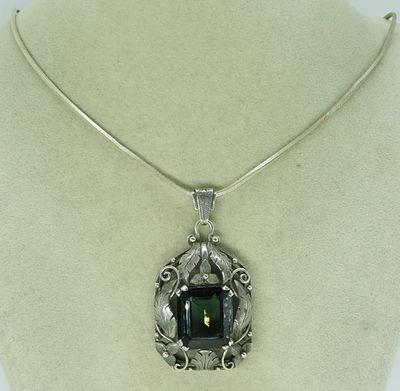 Gorgeous Art Deco 925/835 Silver Necklace. Gorgeous art deco pendant, marked 835 silver. 2.5" 