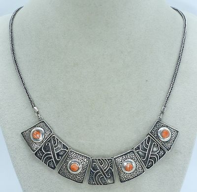 Vintage 950 Silver with Coral Necklace. Small coral gemstones set in a 950 silver necklace, 18". 